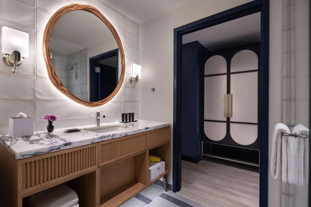 Hyatt Centric Nashville Room photo